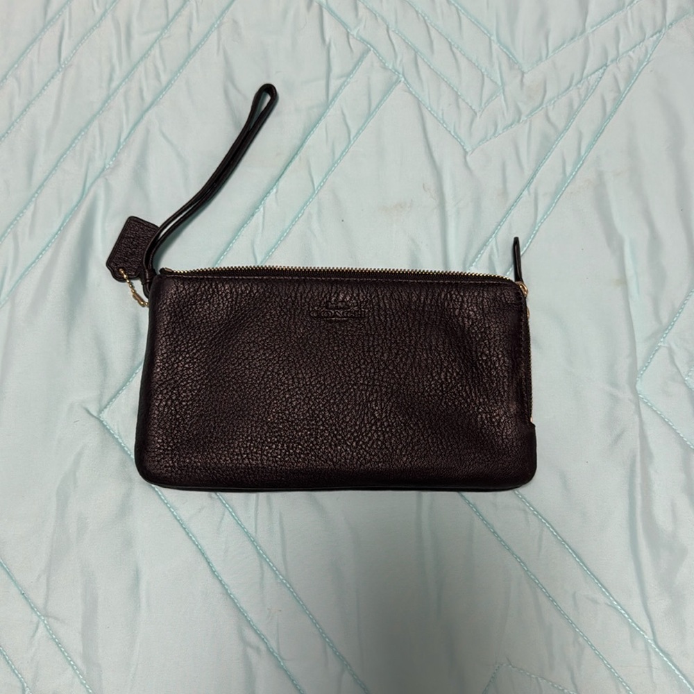Coach wristlet wallet